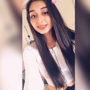 Meet your Posher, Melanie